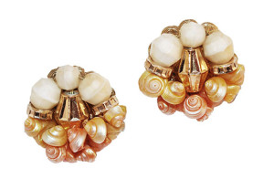 Hobe sea shell earrings