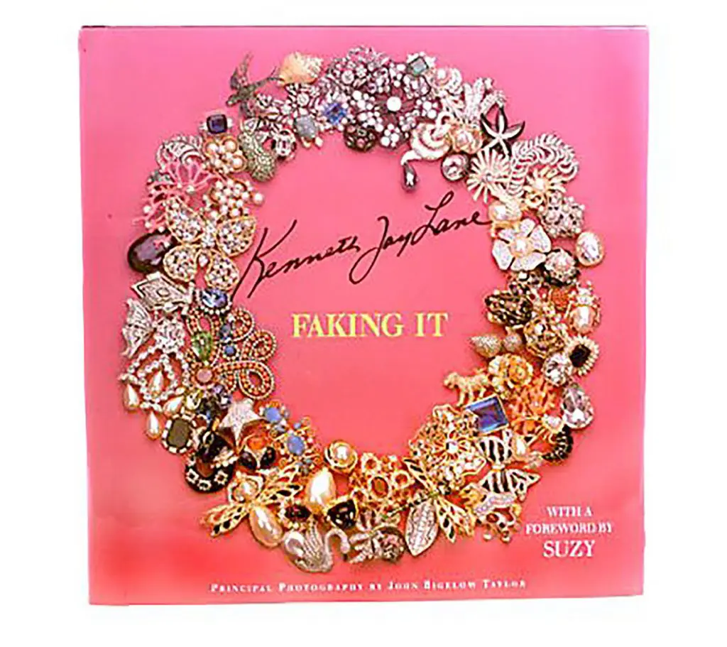 Kenneth Jay Lane - Fabulous Faker