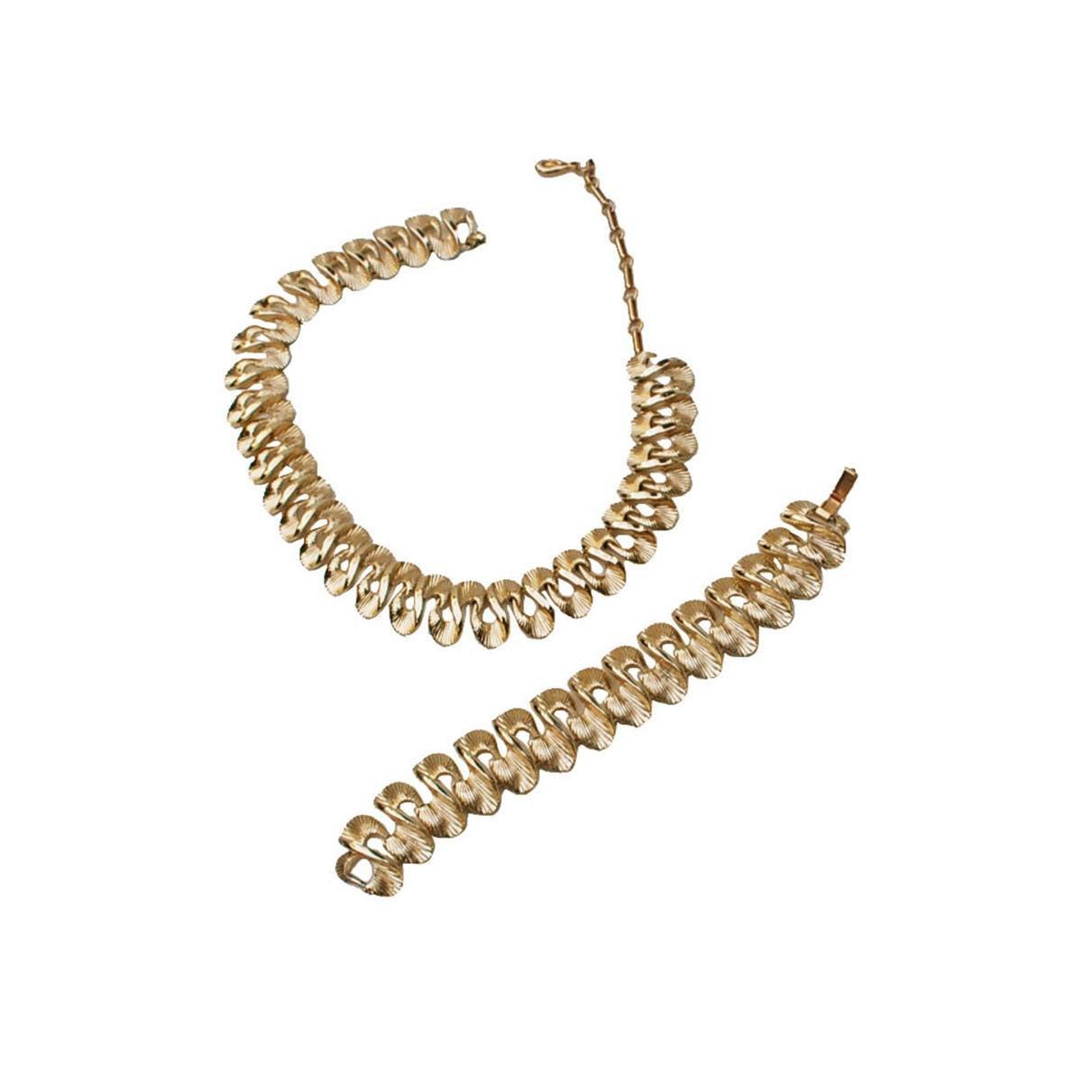Mid Century Lisner Set, Necklace & Bracelet, Modernist Ribbon Design