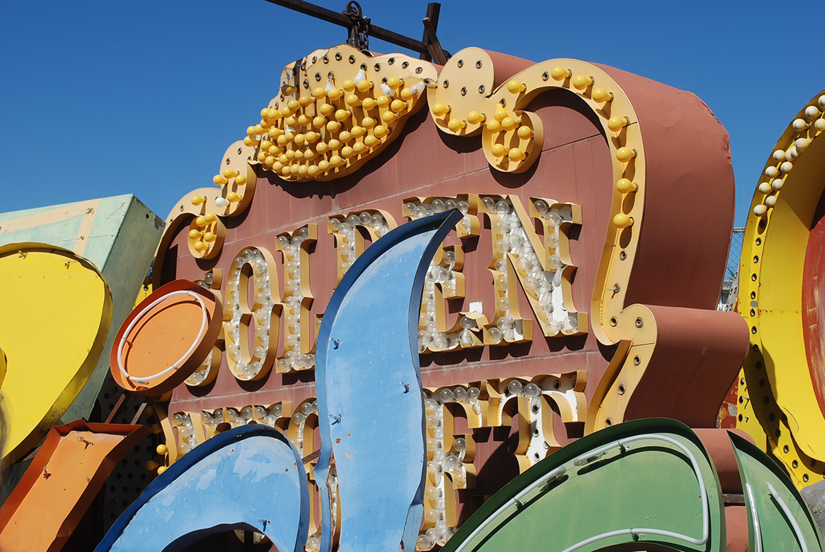 Golden Nugget casino vintage sign