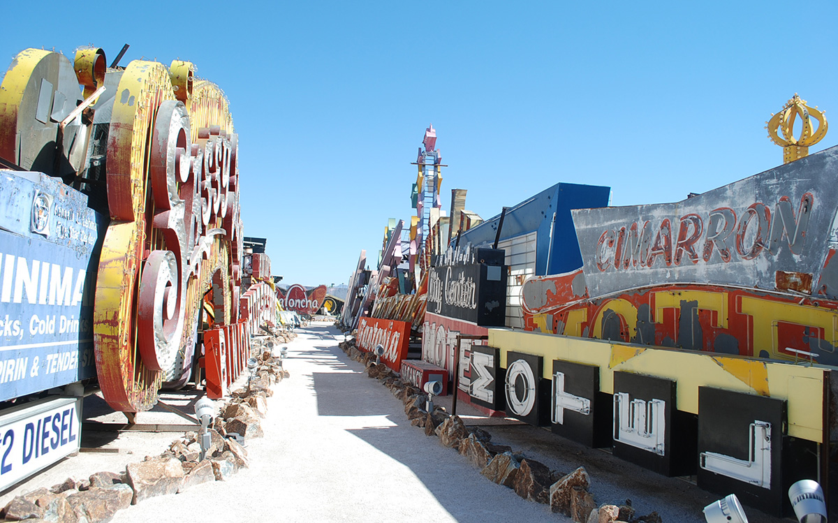 Neon Museum vintage sign Alley