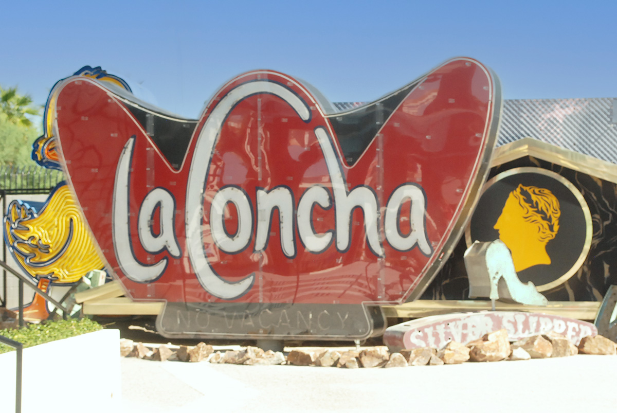 original La Concha sign