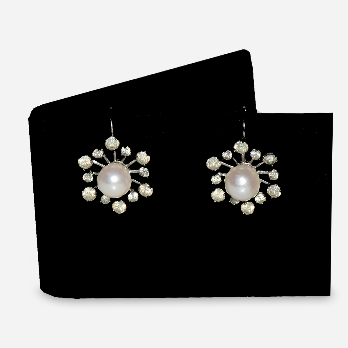 Krementz cultured pearl screw back earrings