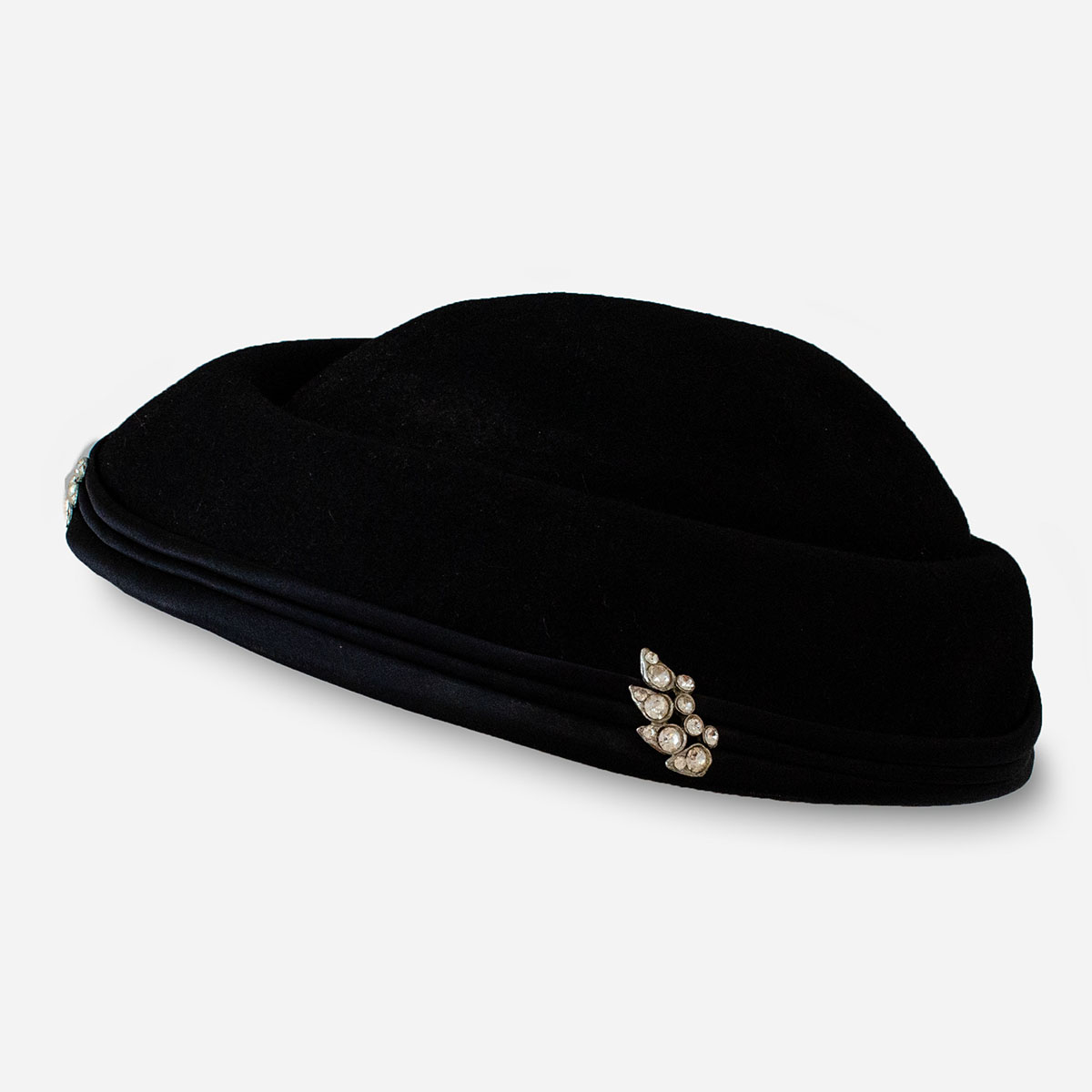 Black dish hat