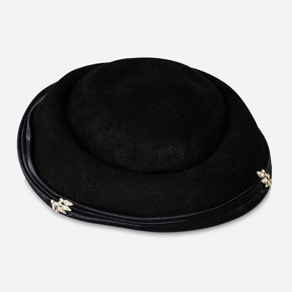 vintage platter hat