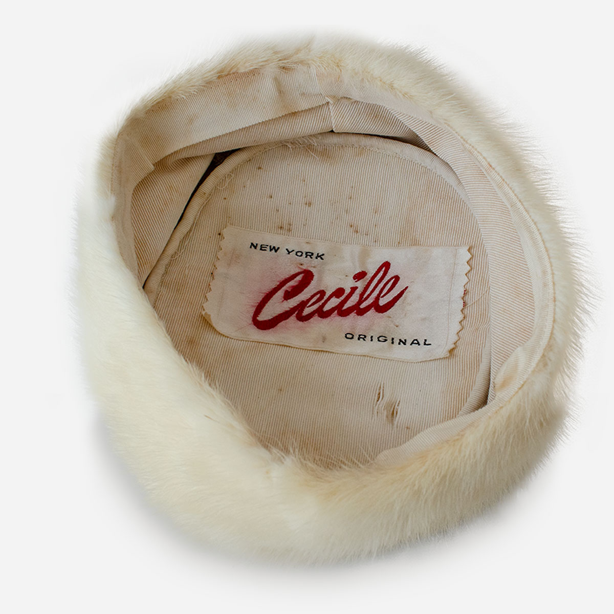 Cecile Hat label