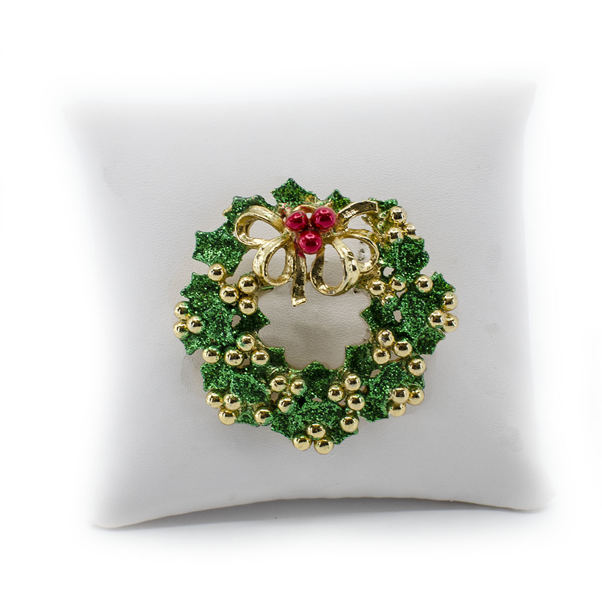 green christmas wreath brooch