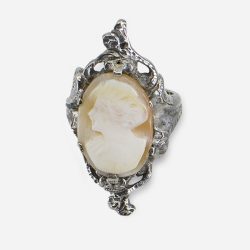 vintage cameo ring