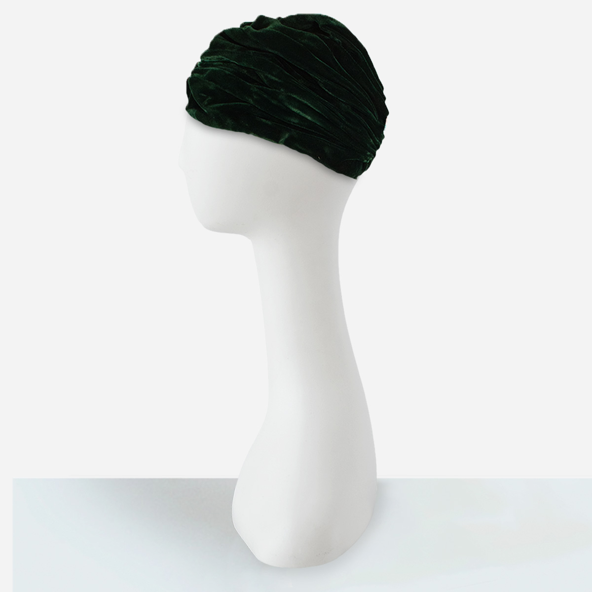 1970s emerald green velvet turban