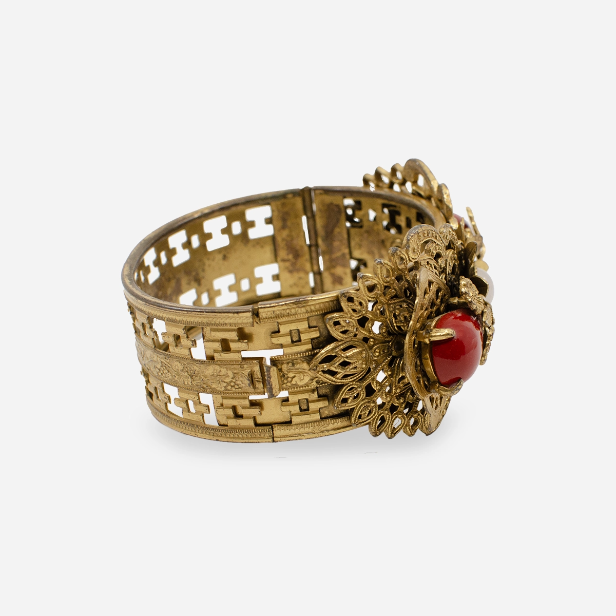 Gold filigree Red cabochon clamper bracelet