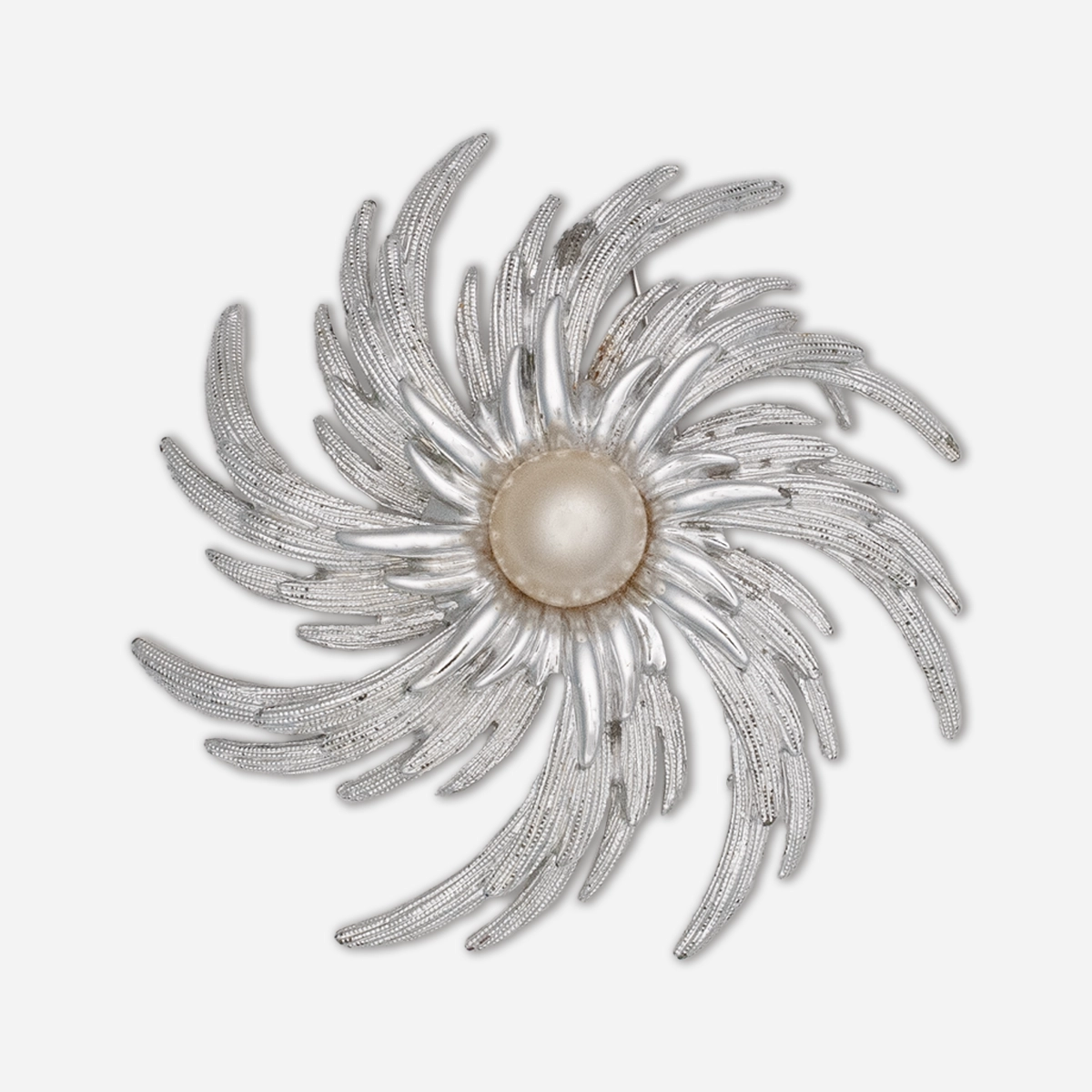 vintage silver swirl brooch, center pearl