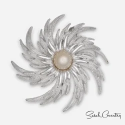 signed Sarah Coventry brooch