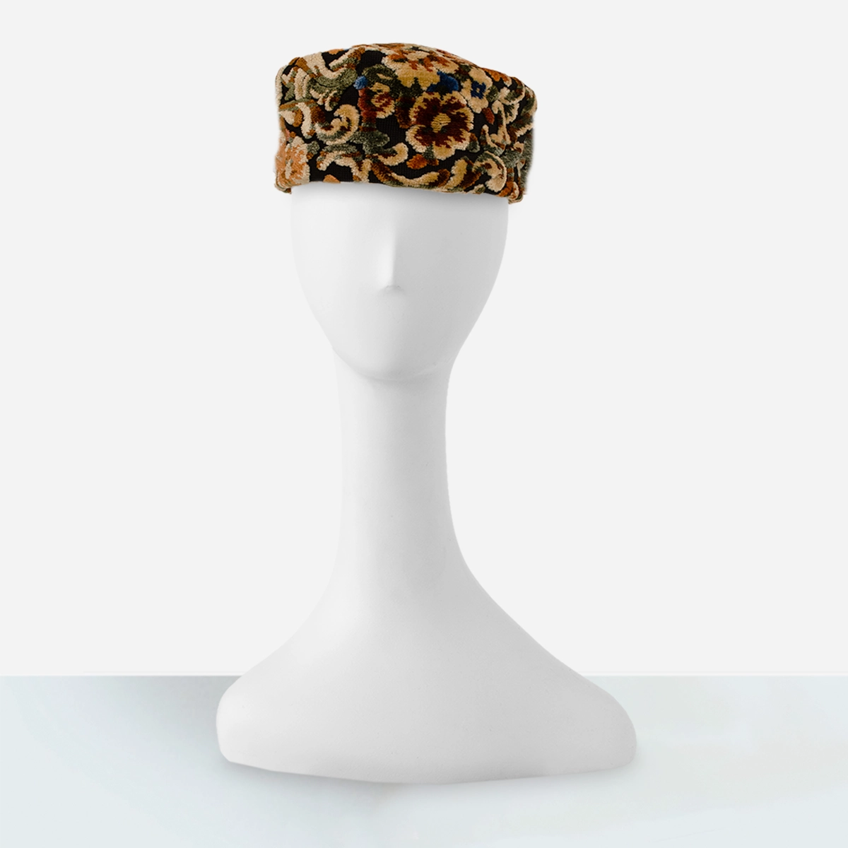 vintage carpet fabric pillbox hat