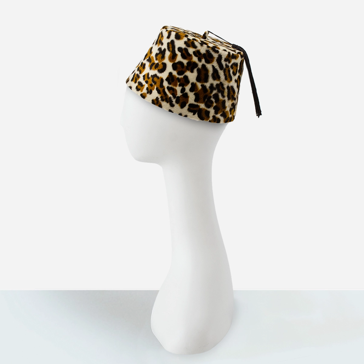 vintage leopard hat