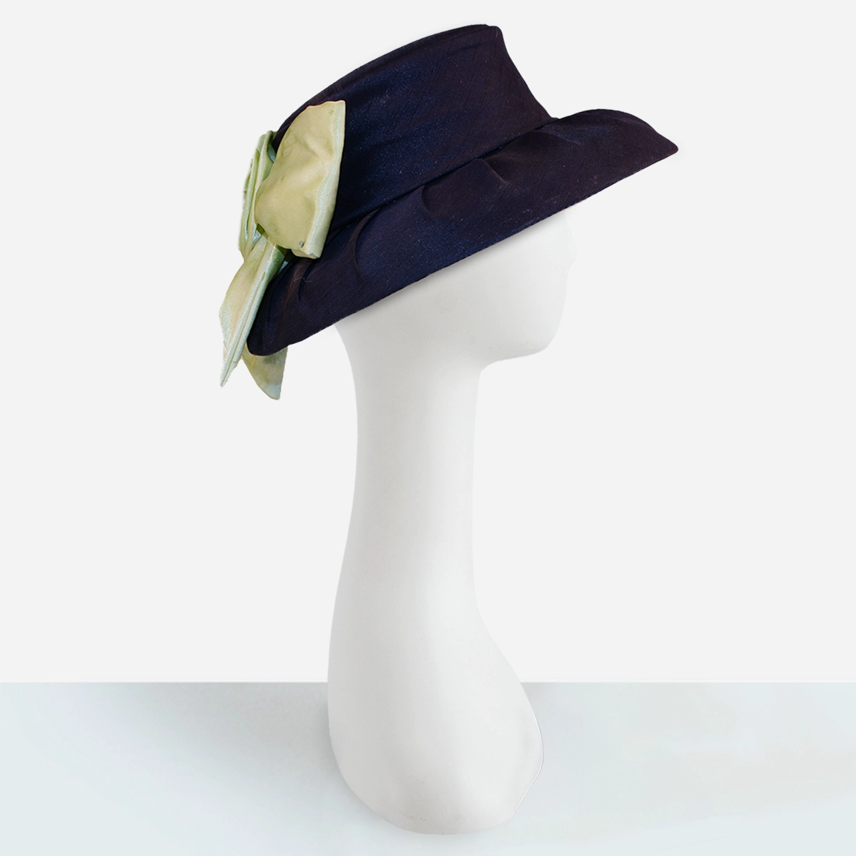 1990s navy blue vintage hat