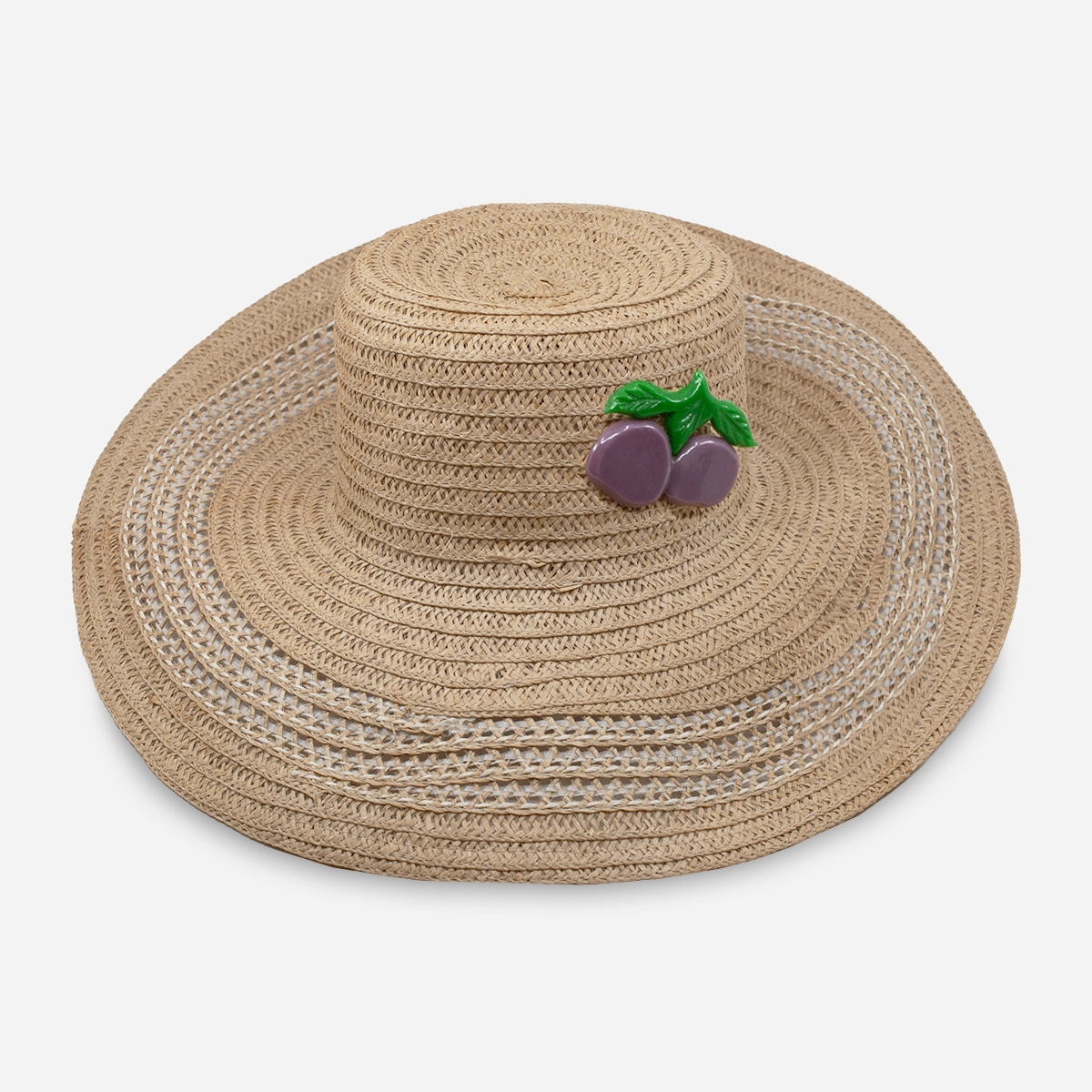 Straw sun hat with plum pin
