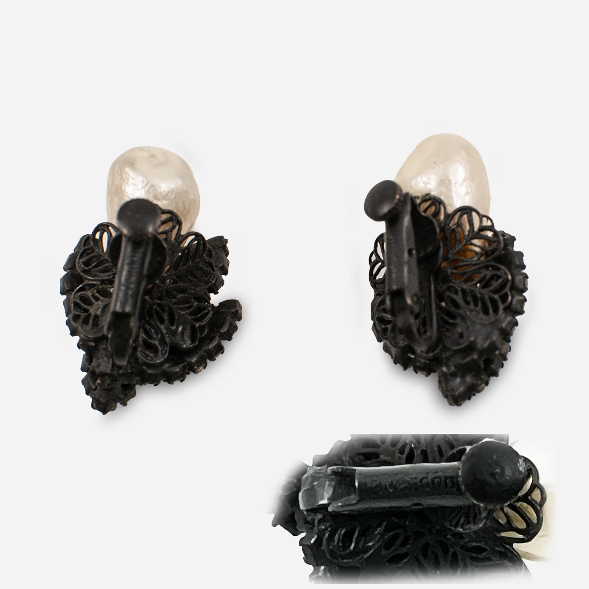 Signed Vendome screwclip earrings, japanned metal