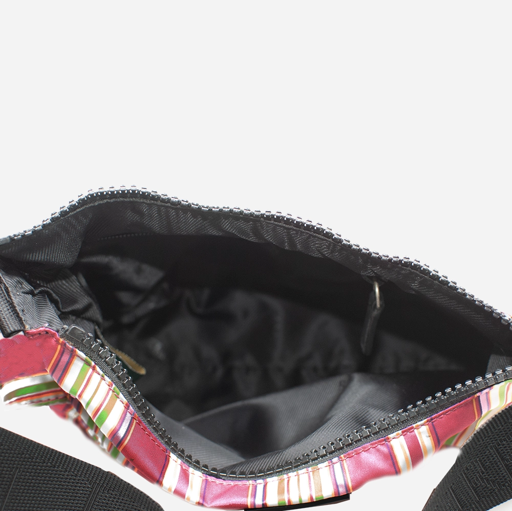 pink zipper bag