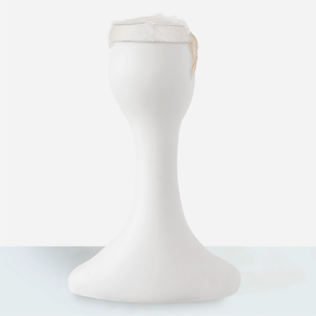1950s White Open-Top Pillbox | Feather Bud & Veil