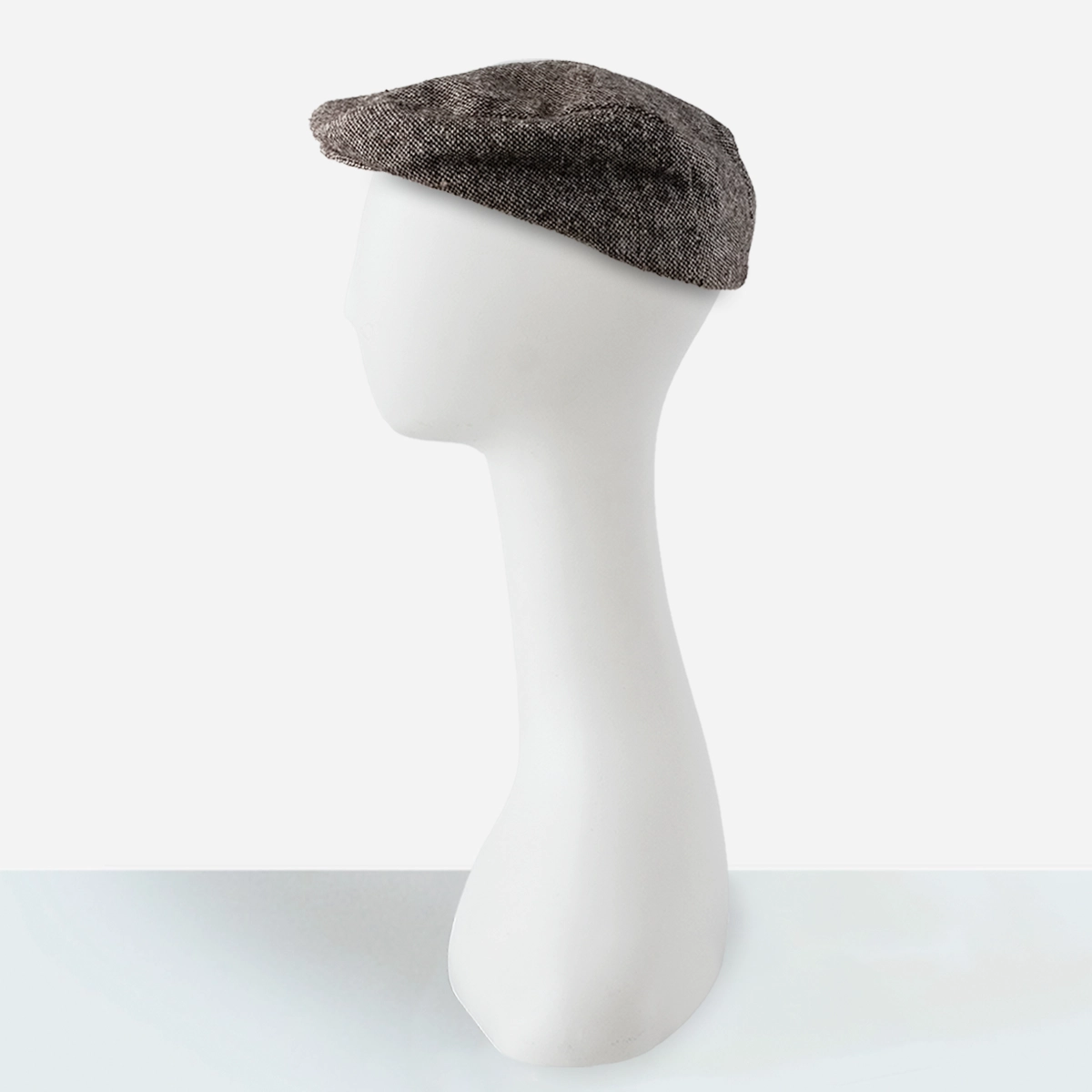 vintage mens gray tweed driving cap side view