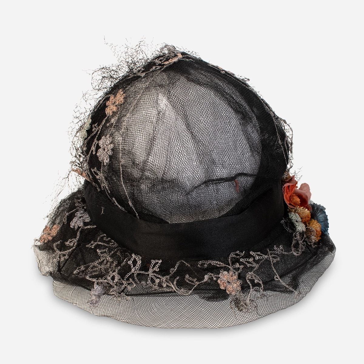 Antique black Edwardian hat interior showing wired construction and horsehair netting.
