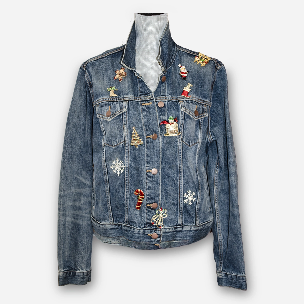vintage denim Jean Jacket with Xmas pins