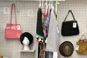How to shop vintage online with confidence