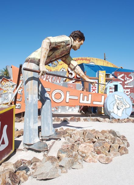 giant muffler man sign